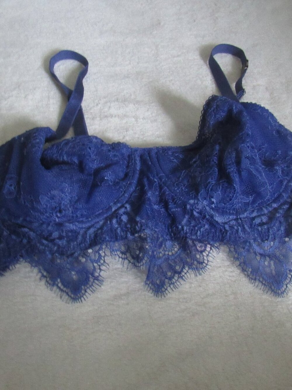 Victoria' Secret Blue Push Up Without Padding Bra Size 34D NWT